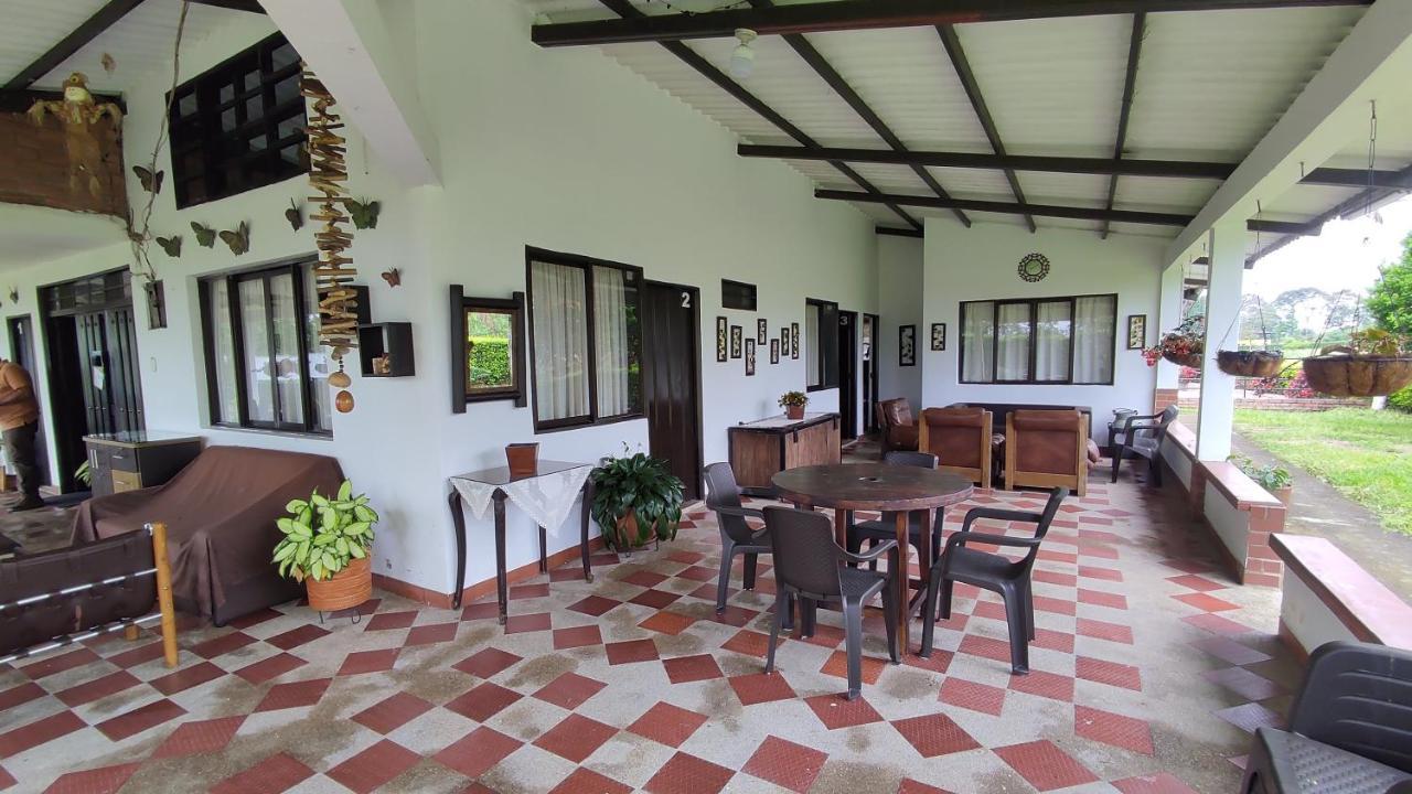 Finca Hotel El Saman De Alto Bonito Montenegro Exteriér fotografie