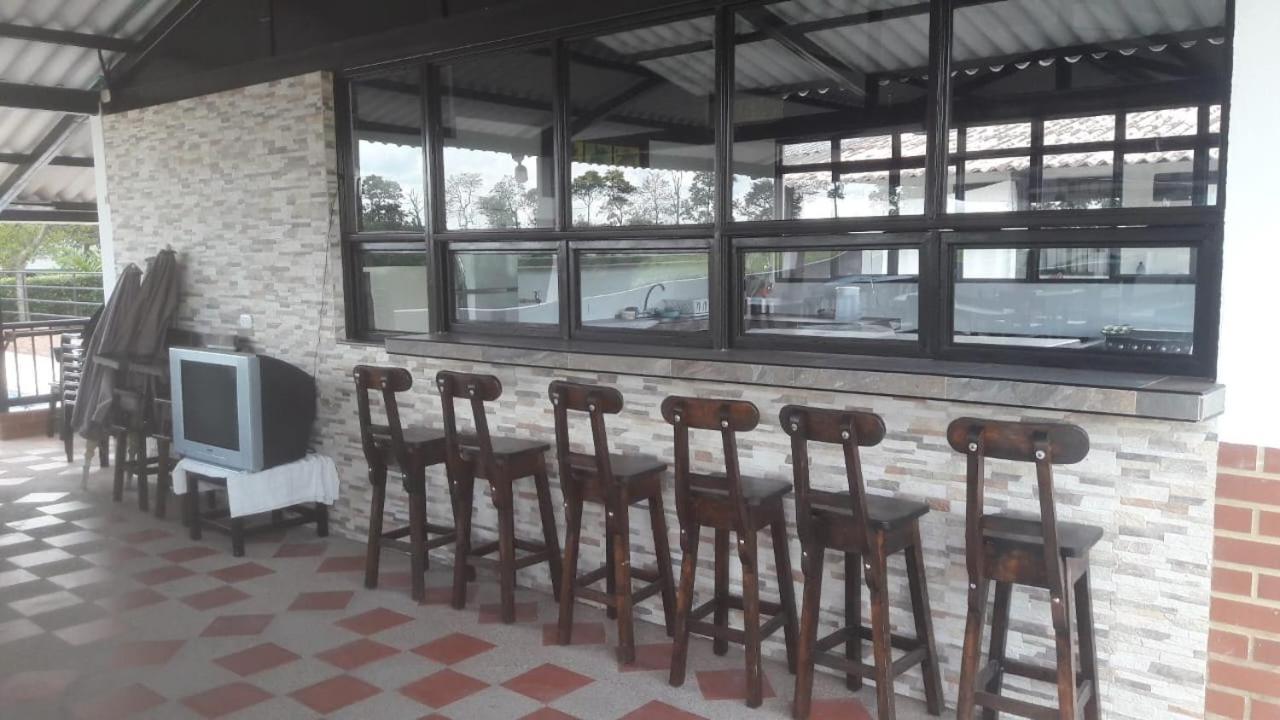 Finca Hotel El Saman De Alto Bonito Montenegro Exteriér fotografie